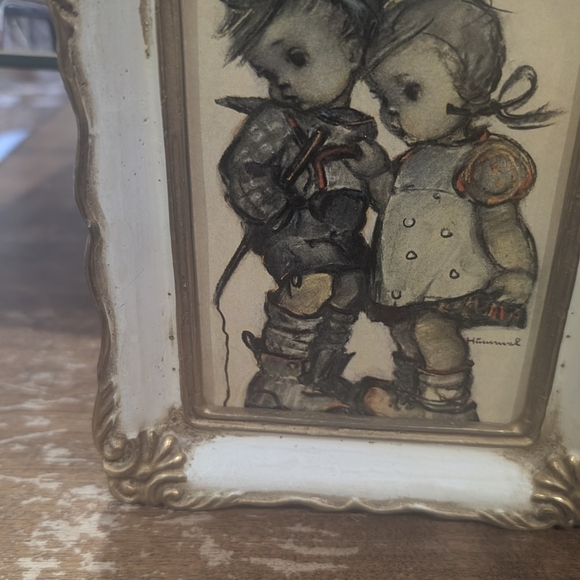 Hummel Happy Days Art with White and Brown Accents - Picture 10 of 11